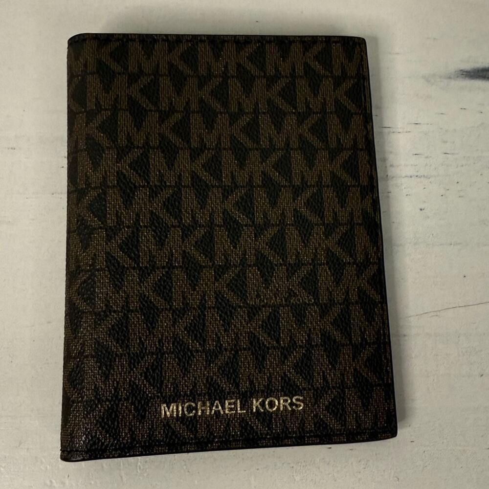 Michael Kors Brown Signature logo Passport Holder Unisex Travel Casual